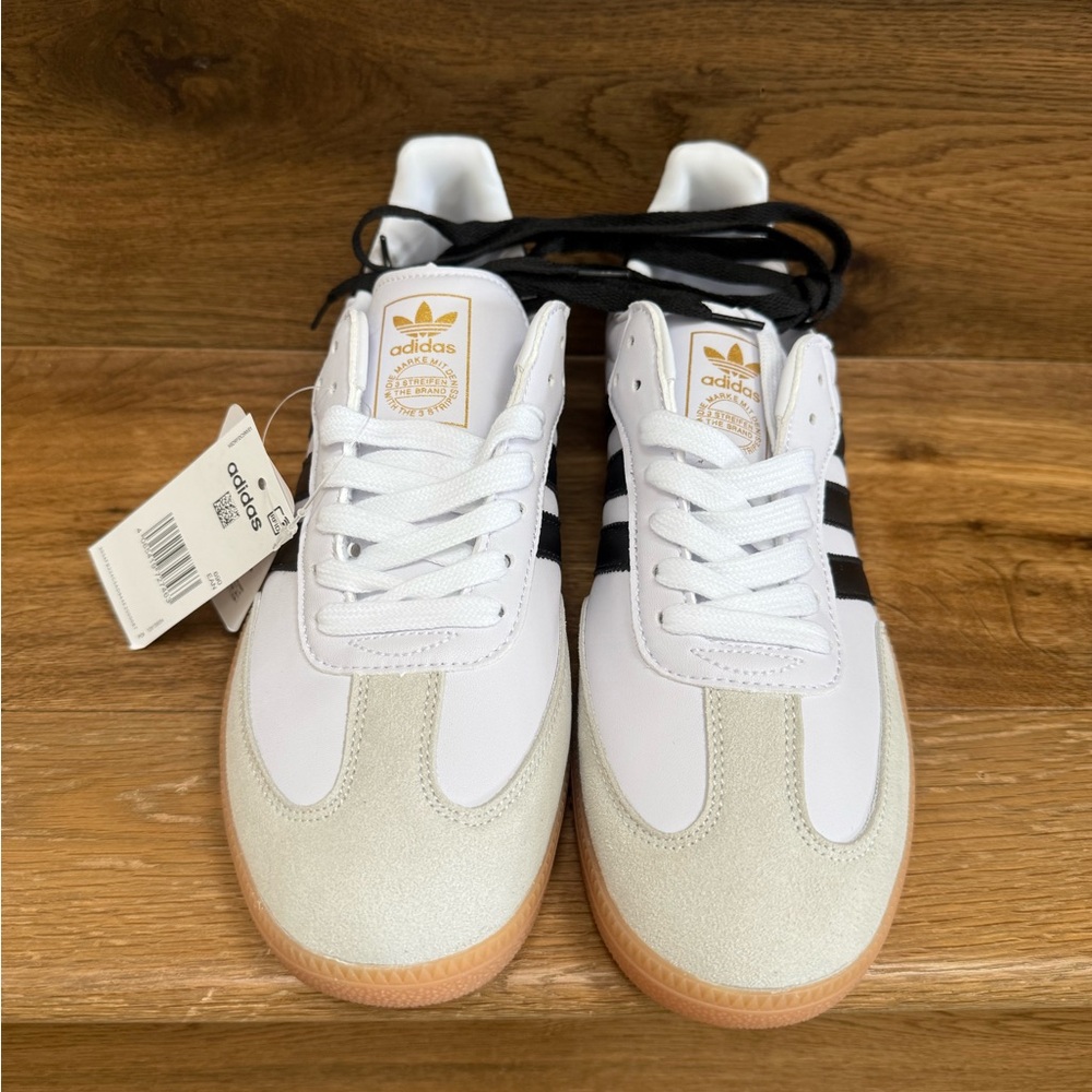 Adidas Men's White and Black Sneakers